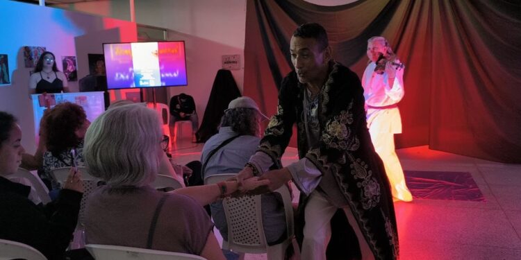Alcaldía celebró el Día Internacional del Teatro con emotivo Templete Teatral