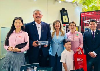 Gobernador Luis Caldera inaugura 7ma Expo Internacional de Petróleo, Industria y Comercio en el Zulia