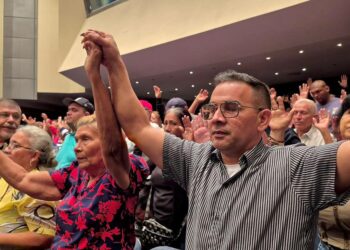 Zulia: Cadena de oración por la libertad de Nicolás Maduro y Cilia Flores