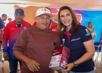 Alcaldía de Maracaibo entrega 100 ayudas humanas en Jornada del Buen Vivir