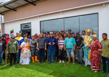 Ministro Héctor Silva inaugura Oficina de Atención al Minero en El Callao