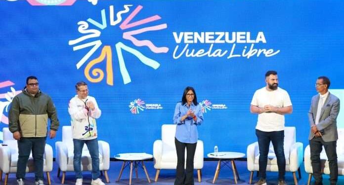 Es el momento político de sanar las heridas de la intolerancia afirma Delcy Rodríguez