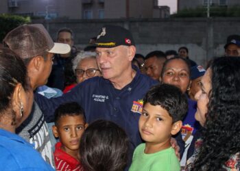 Alcalde Di Martino: «En Cumbres de Maracaibo se ejecutan obras junto al poder popular»