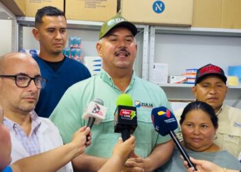 Gobernador Luis Caldera entrega Consultorio Popular Clementina Urdaneta ¡Rehabilitado y dotado!