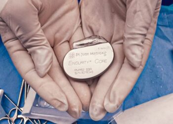 Minsalud y Gobernación del Zulia fortalecen atención cardiológica con jornada de marcapasos en el SAHUM