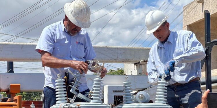 Más de 18 mil zulianos son beneficiados con instalación de transformadores