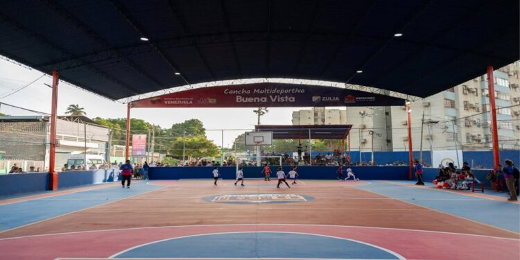 Gestión municipal: Alcaldía de Maracaibo culmina rehabilitación integral de la cancha Buena Vista