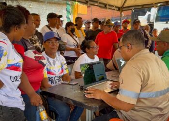 Avanzan en la creación de Puntos de Atención al Minero tras encuentro de seguridad en Bolívar