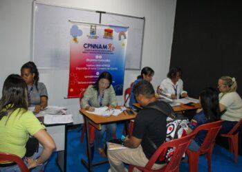 ¡De Maracaibo a Falcón! Consejo de Protección autorizó permisos de viajes a jóvenes de Semilleros Científicos