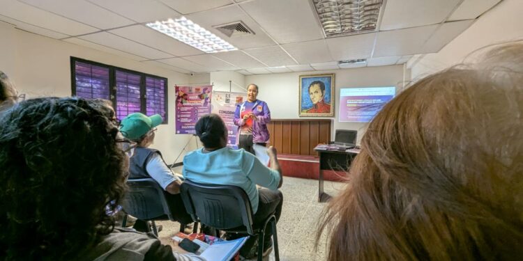 ¡De Maracaibo a Falcón! Consejo de Protección autorizó permisos de viajes a jóvenes de Semilleros Científicos