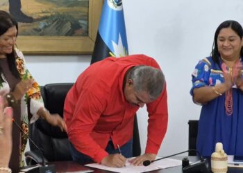 Gobernador Caldera oficializa el 2 de mayo como Día de la Dignidad Ancestral Wayuu en honor a la gesta de 1769