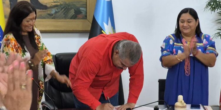 Gobernador Caldera oficializa el 2 de mayo como Día de la Dignidad Ancestral Wayuu en honor a la gesta de 1769