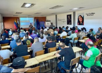 Inicia Diplomado de Comunicación Política de LAUICOM en alianza con la Alcaldía de Maracaibo