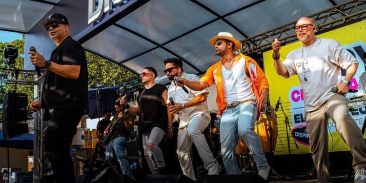 Gran concierto en homenaje a las madres este sábado #09May en la Curva de Molina