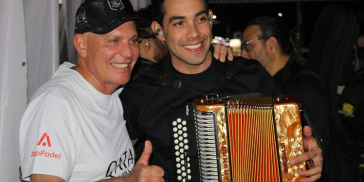 ¡Full diversión! Concierto de estrellas para las madres dedicó la Alcaldía de Maracaibo