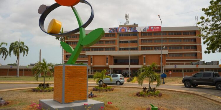 Hospital de Especialidades Pediátricas cuenta con dotación y espacios renovados