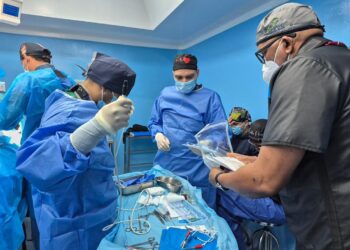 Gobernación del Zulia impulsa jornada de implantación de marcapasos en el Hospital Universitario de Maracaibo