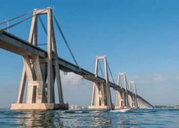 Fomutur inicia ruta gratis por el Puente sobre el Lago