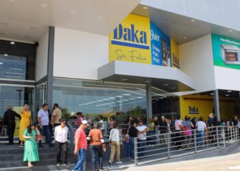 Ante nueva tiendas Daka marabinos destacan confianza en el sector privado