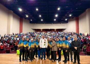 Gobernador Luis Caldera realiza encuentro para la consolidación de los planteles educativos del Zulia