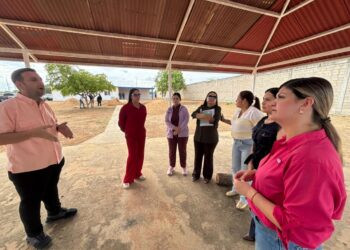 Primera Dama del Zulia inspecciona trabajos de rehabilitación de la Casa del Abuelo en La Cañada de Urdaneta