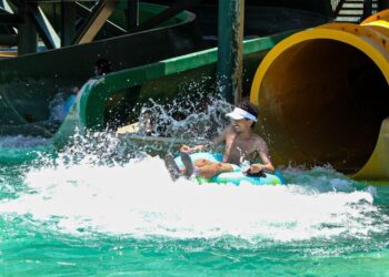 Fomutur impulsa planes especiales para instituciones educativas ¡Fin de año escolar en Aquatica Park!
