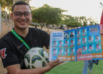 ‎Tercer intercambio de barajitas del Mundial 2026 en la Plaza Canta Claro ¡‎Maracaibo vive la fiebre mundialista!