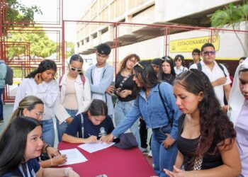 Más de 250 jóvenes se capacitarán en cursos de formación académica en URBE