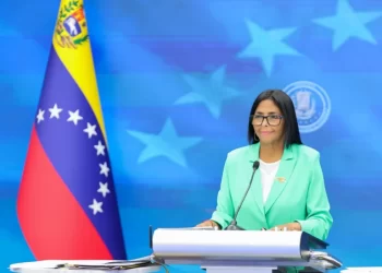 Delcy Rodríguez inspeccionó operaciones de Cabelum y destacó capacidad productiva de la CVG en Bolívar