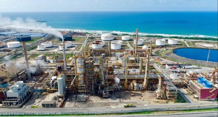 Inspeccionan Refinería El Palito para optimizar su operatividad