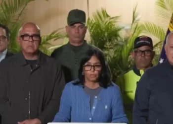 Presidenta (E) Delcy Rodríguez confirma 32 fallecidos y 700 heridos tras terremotos