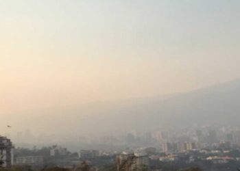 Estudio científico evalúa los factores que inciden en la calidad del aire y la presencia de calima en Caracas