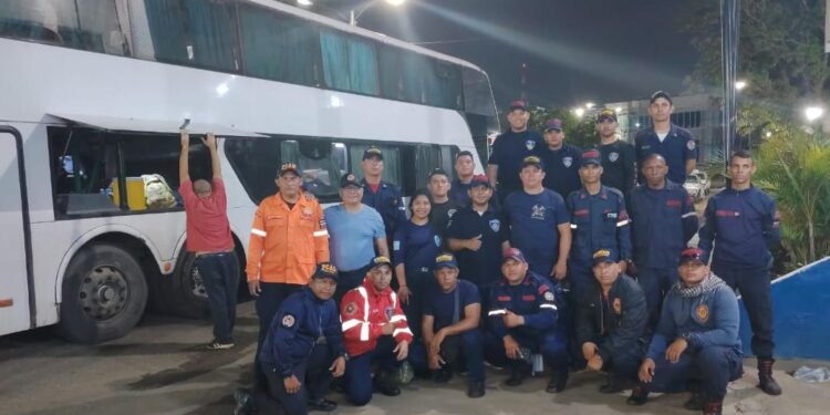 ¡Solidaridad total! Alcalde Giancarlo Di Martino: Equipo de Protección Civil Maracaibo se encuentra en Caracas para apoyar contingencia ante terremotos