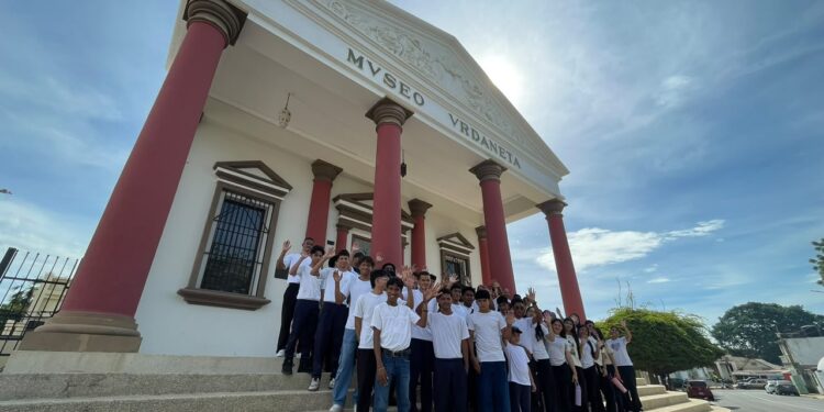Cultura y educación: Estudiantes de la U.E.P. Campo Carabobo reviven la historia de Maracaibo en ruta patrimonial