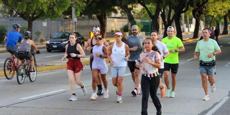 Maracaibo activa: La Ciclovía de la ciudad se vistió de gala para celebrar el Día Mundial del Running
