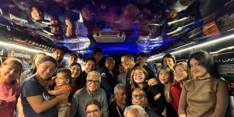 La magia de la astronomía llega a Maracaibo con la «Ruta del Astrobús»