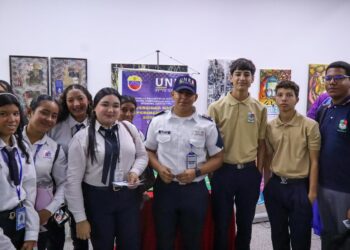 Más de 600 jóvenes participaron en Expo Orientación Vocacional universitaria