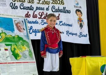 Feria del Libro en la Costa Oriental del Lago rindió tributo a Simón Bolívar