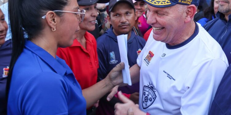 Di Martino: «Estamos trabajando en el territorio abiertos a críticas y propuestas (+MARACAIBO)