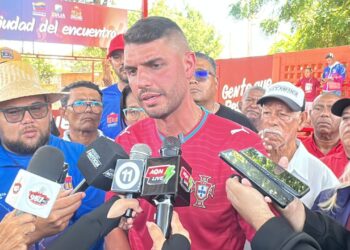 Alcaldía de Maracaibo: Jornada integral entregó ayudas y vendió cemento en el sector Virgen del Carmen