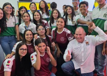 Alcalde Di Martino: “Como padres sigamos siendo ejemplo de amor por la familia y la ciudad”