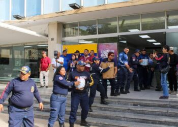 Mañana sábado sale a Caracas primer lote de donaciones recabadas por Alcaldía de Maracaibo ¡Pueblo marabino desbordado!