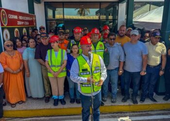 Zulia solidaria: Gobernador Luis Caldera encabeza despliegue de ayuda humanitaria para Caracas y La Guaira