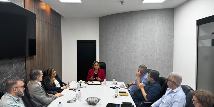 El trabajo continúa: SEDEMAT y sectores productivos unen fuerzas para fortalecer el desarrollo comercial de Maracaibo