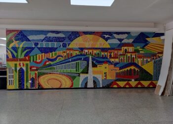 ‎¡Gestión anterior lo ocultó tras paredes de yeso!‎ Mural de Luis Martínez vuelve a la luz en el lobby de la Alcaldía de Maracaibo‎