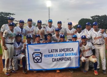 Equipo Senior de Pequeña Liga Coquivacoa partió rumbo al sueño mundialista
