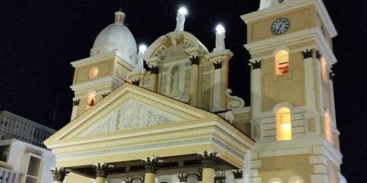 Este viernes #24Jul desde la Basílica Oración por Venezuela