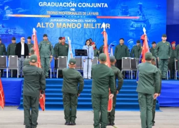 Presidenta Delcy Rodríguez encabeza graduación conjunta de tropas profesionales