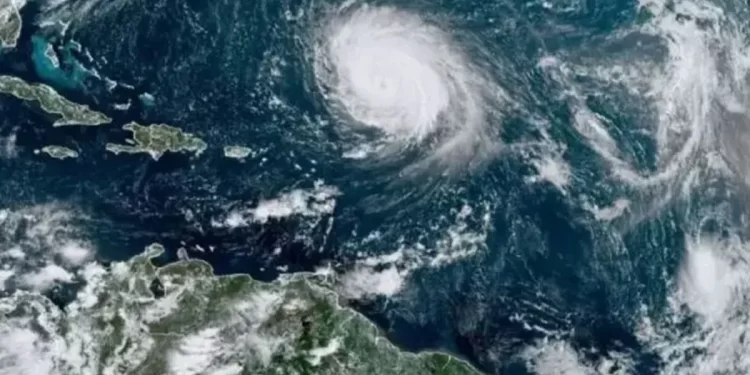 Inameh monitorea paso de la Onda Tropical Nº 31 (+Detalles)