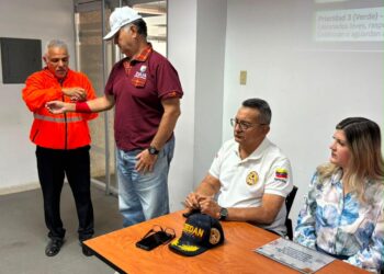 Protección Civil capacita en prevención ante sismos a personal de la Fundación Casa del Abuelo y de otros organismos